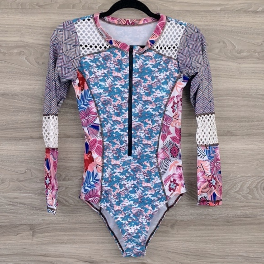 Beachsissi pink blue white floral zip front one piece bathing suit BCY000109